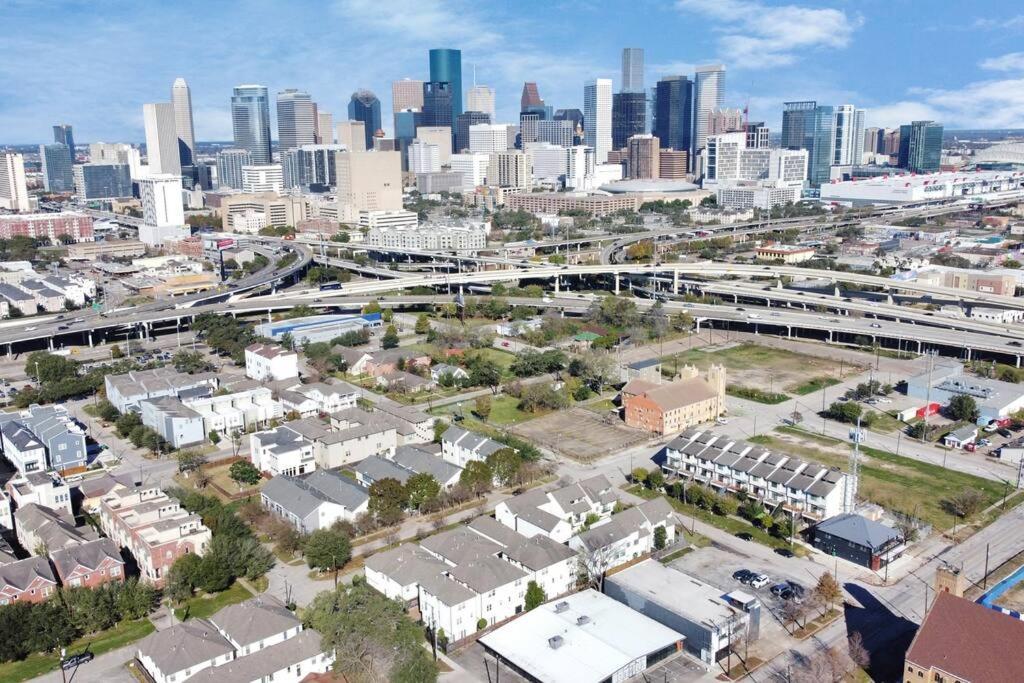 3Br/3.5Ba Three Story East Downtown Townhouse With View Villa Houston Eksteriør bilde