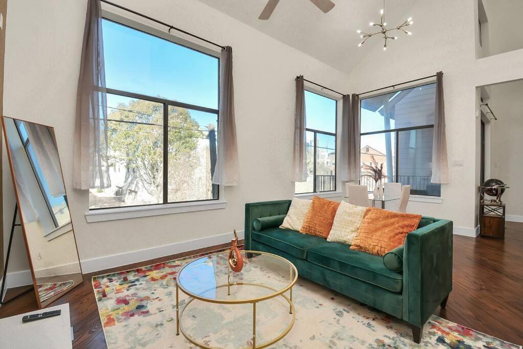 3Br/3.5Ba Three Story East Downtown Townhouse With View Villa Houston Eksteriør bilde